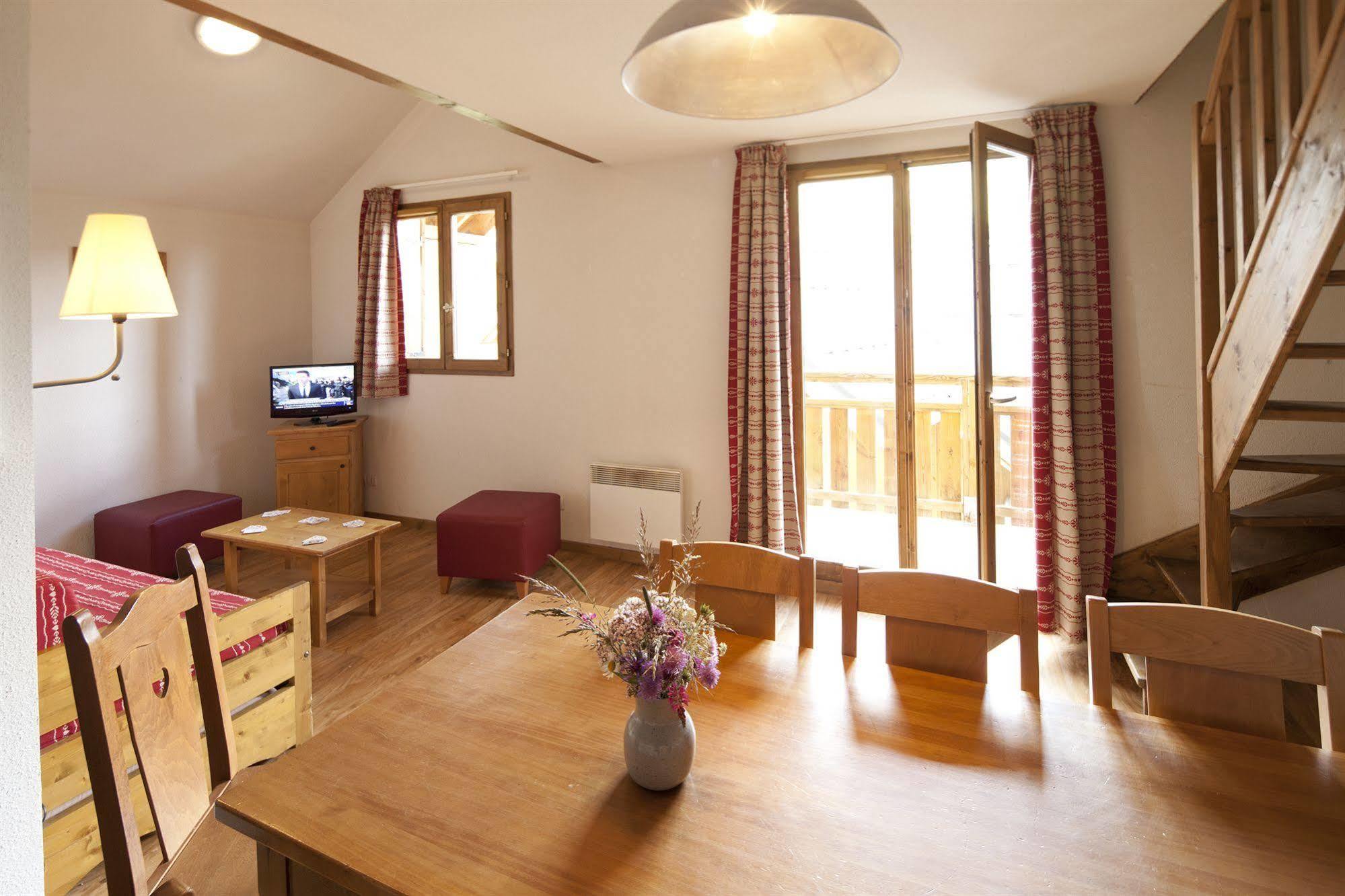 Vvf Residence Albiez-Montrond Maurienne ภายนอก รูปภาพ